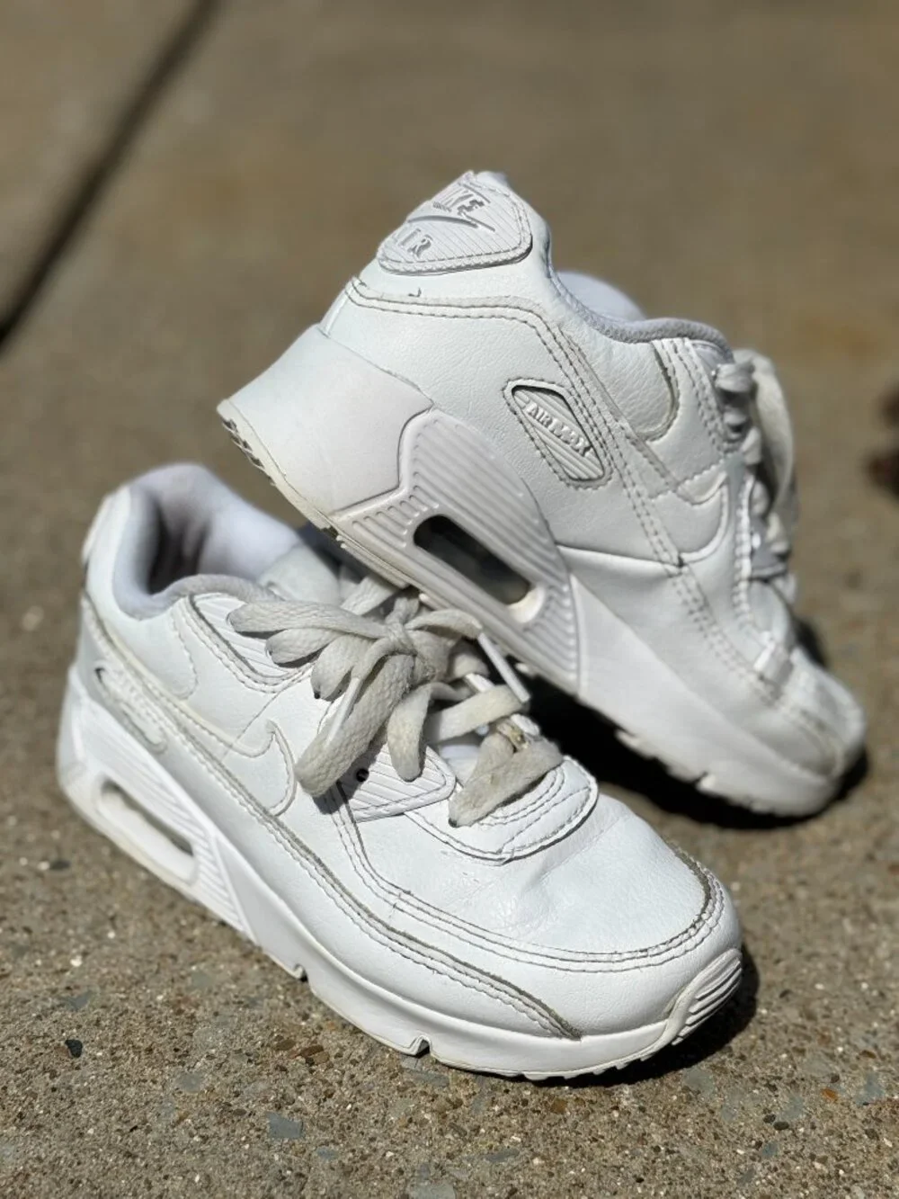 Nike Air Max 90 LTR Kids 13C White Sneakers Y2K Retro Streetwear Clean Girl 4125